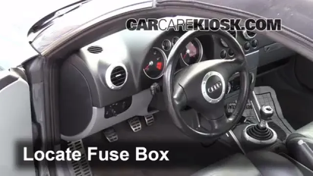 2004 Audi TT Quattro 1.8L 4 Cyl. Turbo Convertible Fusible (moteur) Contrôle